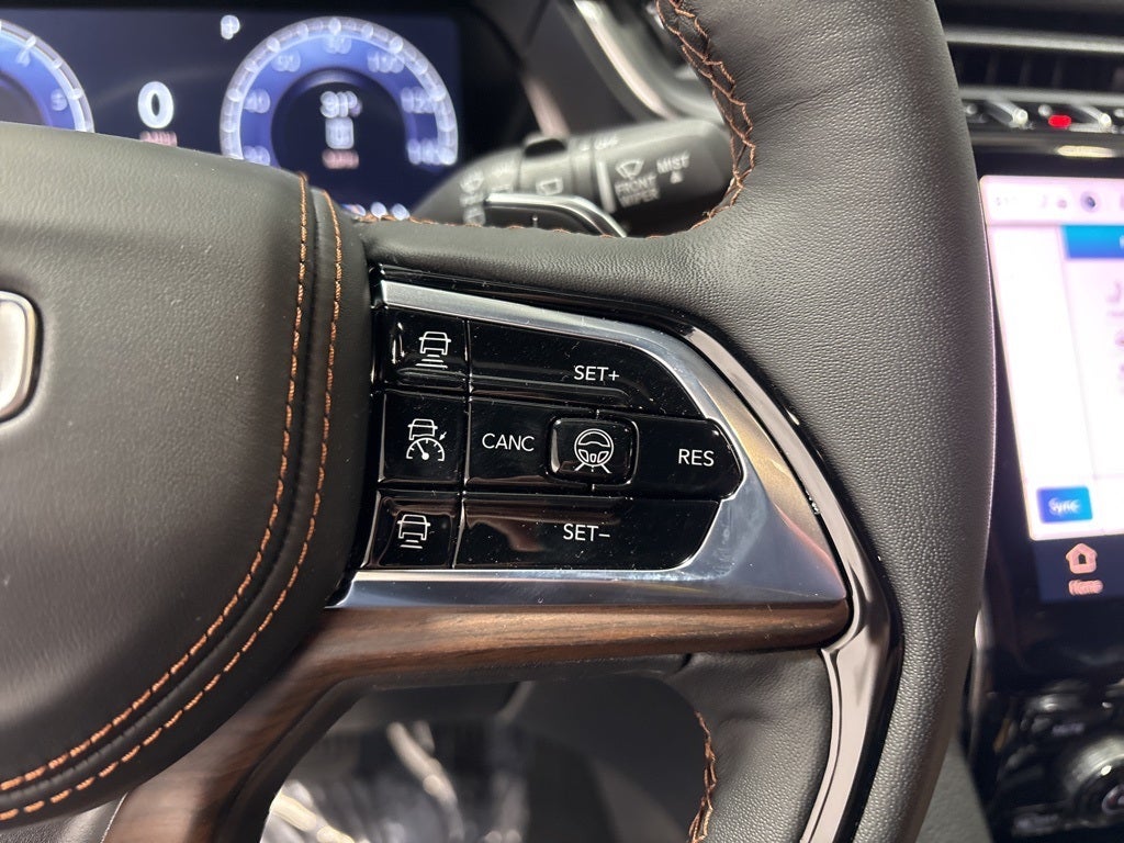 2025 Jeep Grand Cherokee L GRAND CHEROKEE L SUMMIT 4X4