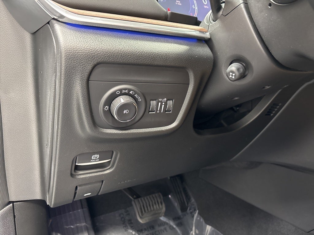 2025 Jeep Grand Cherokee L GRAND CHEROKEE L SUMMIT 4X4