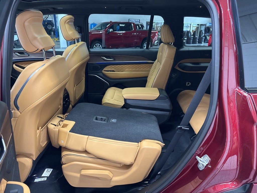 2025 Jeep Grand Cherokee L GRAND CHEROKEE L SUMMIT 4X4