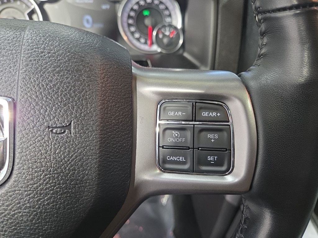 2024 RAM 1500 Classic Warlock Crew Cab 4x4 5'7' Box