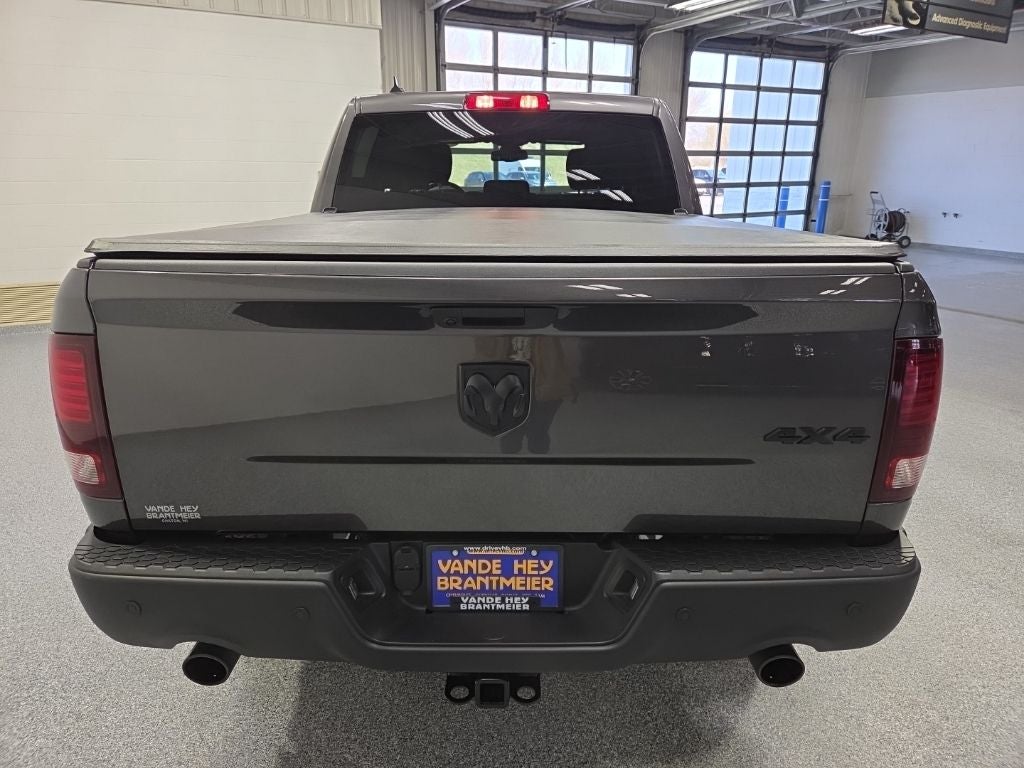 2024 RAM 1500 Classic Warlock Crew Cab 4x4 5'7' Box