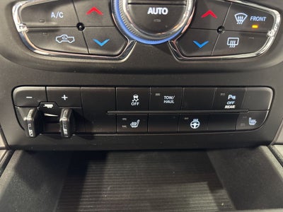 2024 RAM 1500 Classic Warlock Crew Cab 4x4 5'7' Box