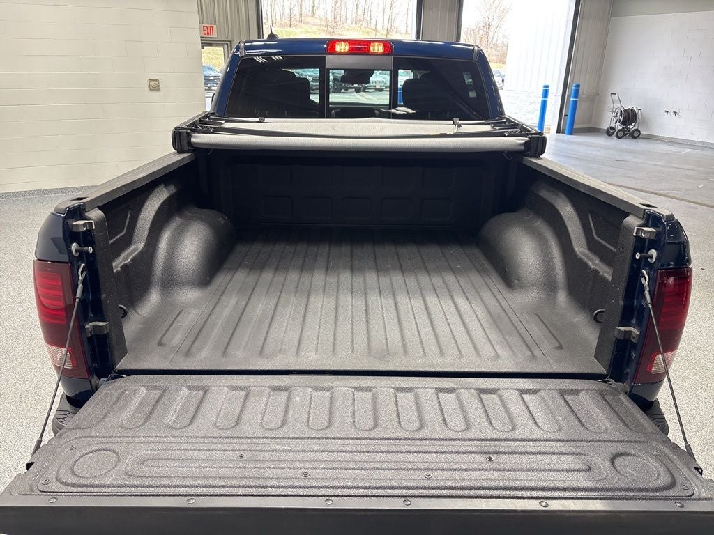 2024 RAM 1500 Classic Warlock Crew Cab 4x4 5'7' Box