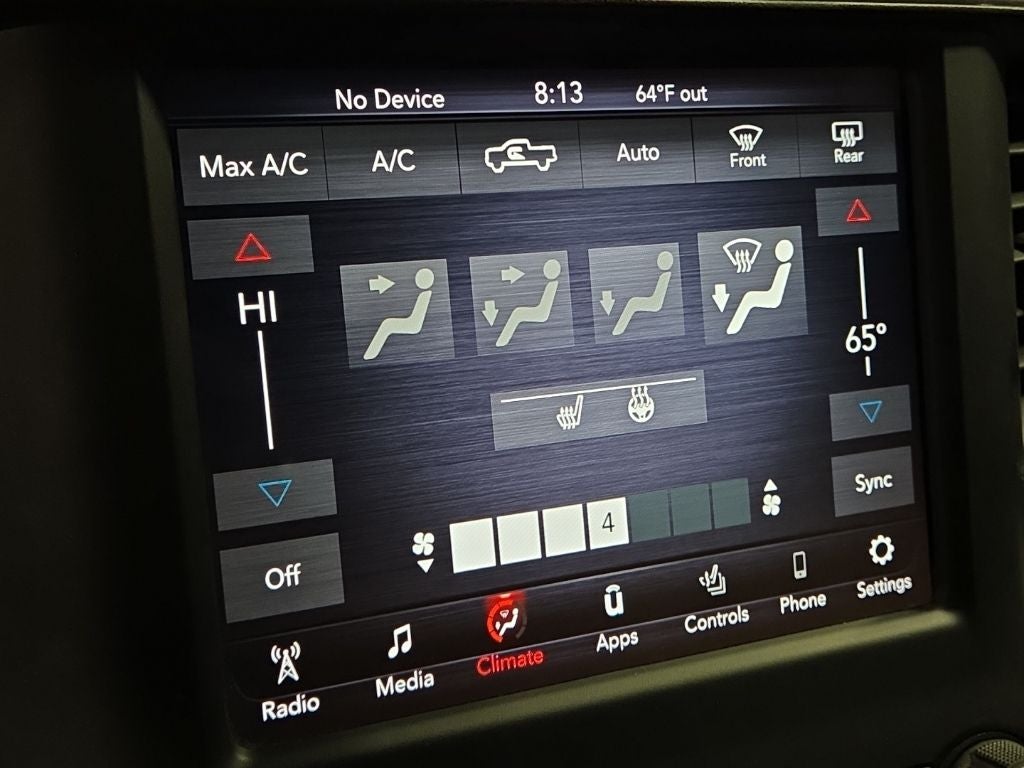 2021 RAM 1500 Big Horn Quad Cab 4x4 6'4' Box