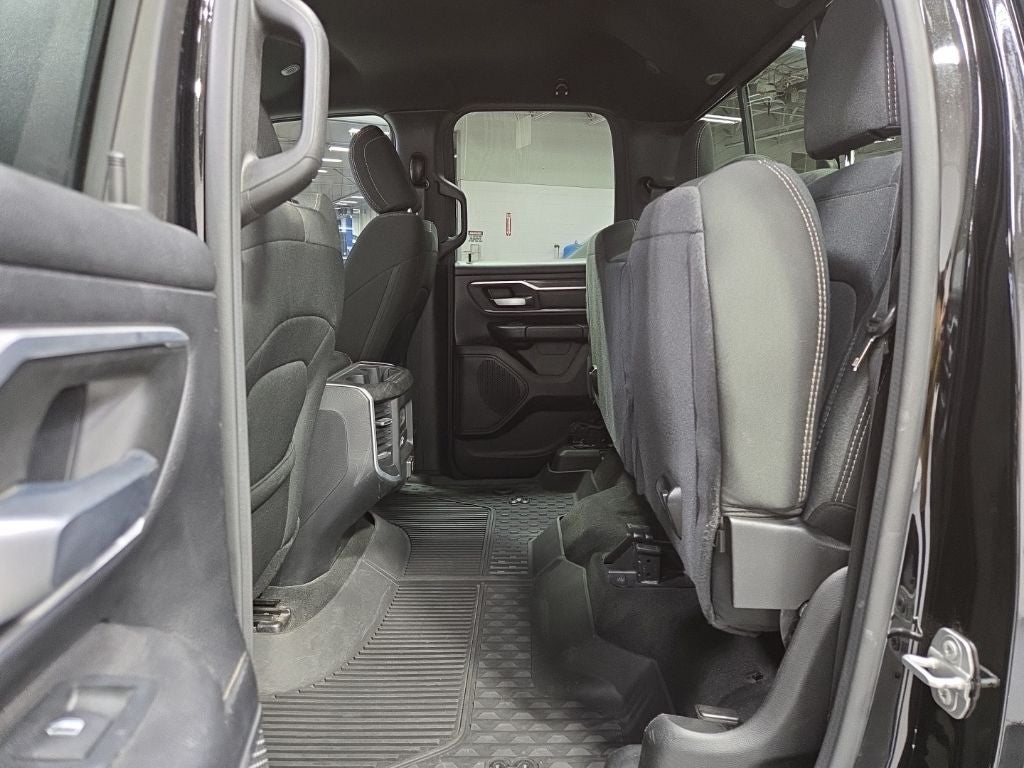 2021 RAM 1500 Big Horn Quad Cab 4x4 6'4' Box