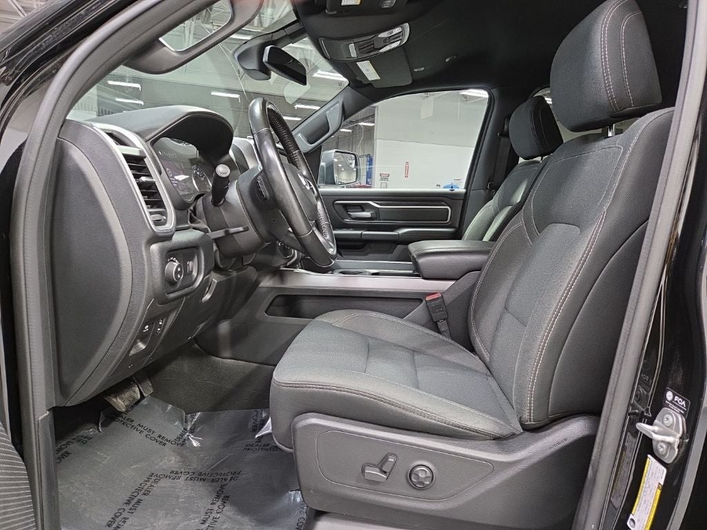 2021 RAM 1500 Big Horn Quad Cab 4x4 6'4' Box