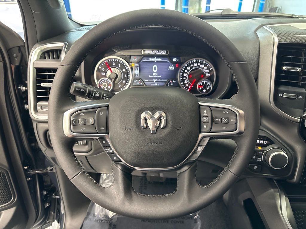 2027 RAM 1500 RAM 1500 BIG HORN CREW CAB 4X4 5'7' BOX