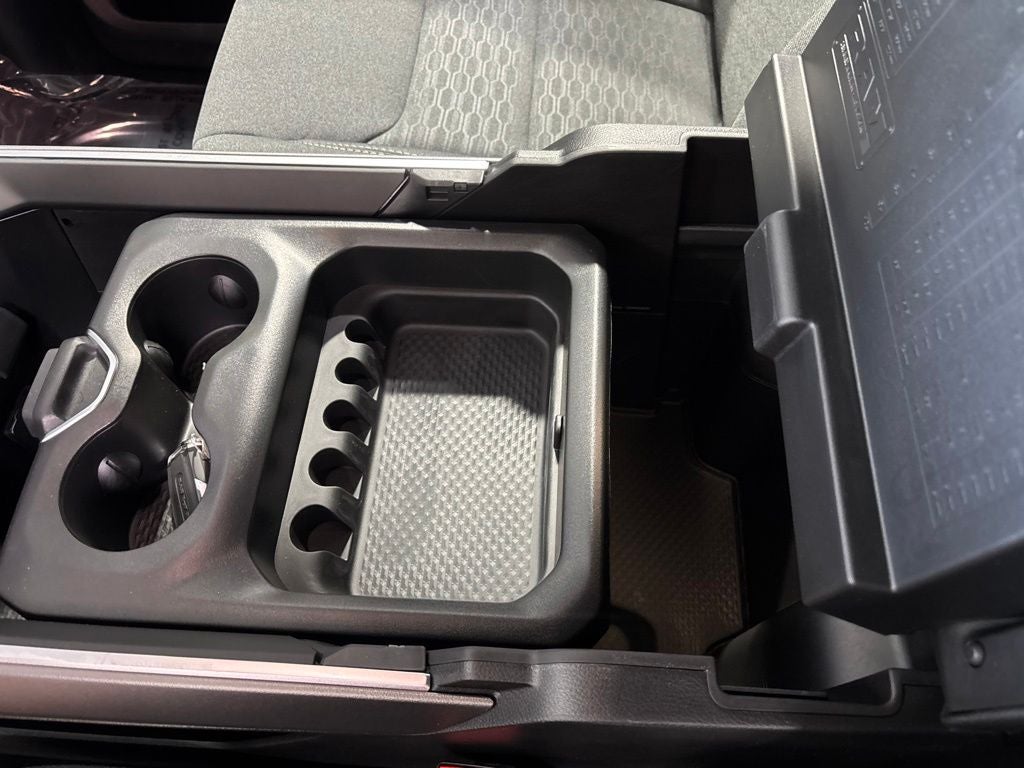 2027 RAM 1500 RAM 1500 BIG HORN CREW CAB 4X4 5'7' BOX