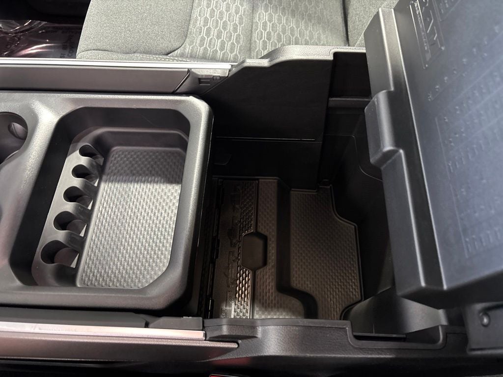 2027 RAM 1500 RAM 1500 BIG HORN CREW CAB 4X4 5'7' BOX