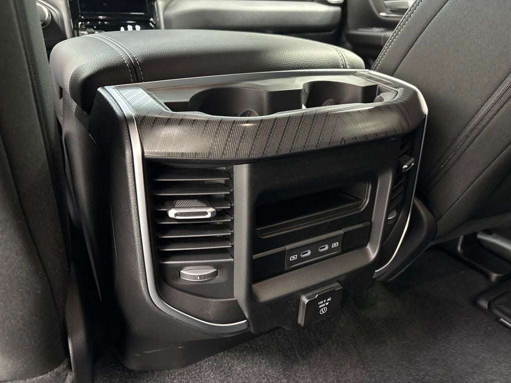 2027 RAM 1500 RAM 1500 BIG HORN CREW CAB 4X4 5'7' BOX