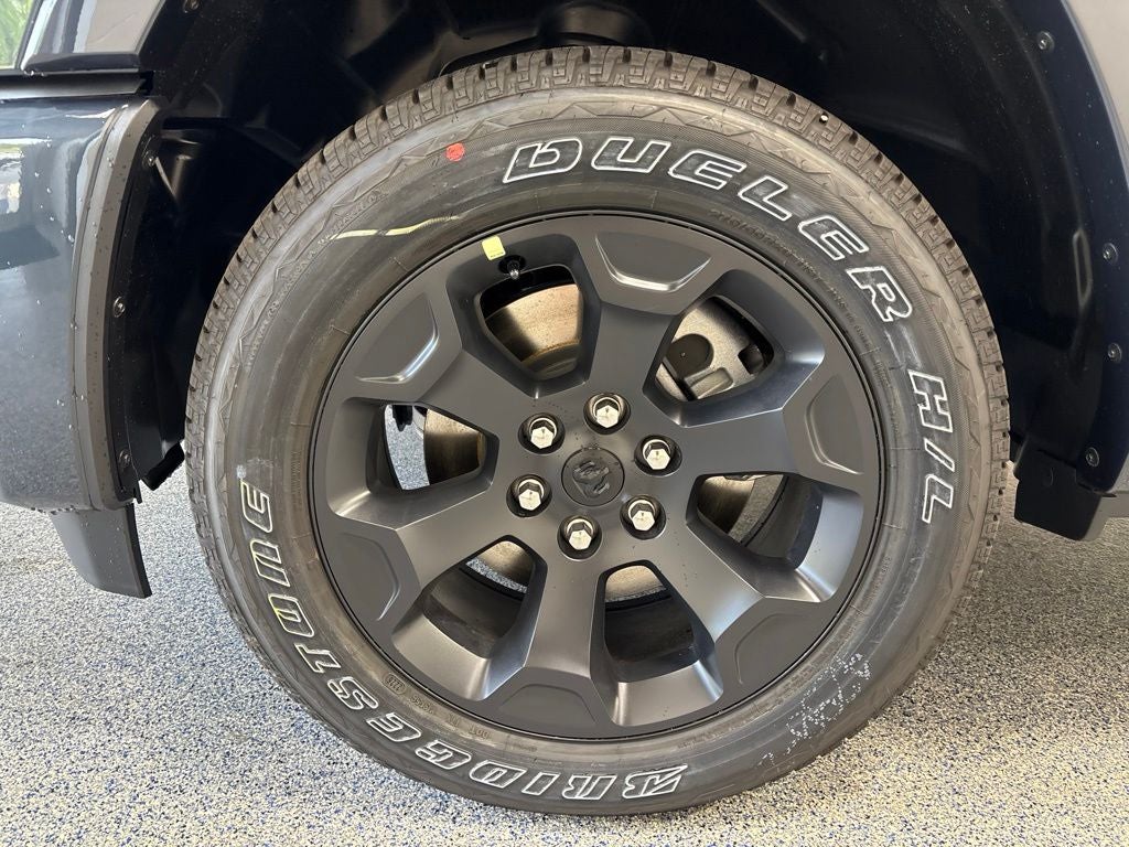 2027 RAM 1500 RAM 1500 BIG HORN CREW CAB 4X4 5'7' BOX