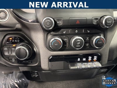 2023 RAM 1500 Big Horn Crew Cab 4x4 5'7' Box