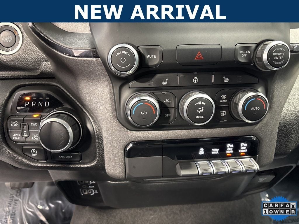 2023 RAM 1500 Big Horn Crew Cab 4x4 5'7' Box