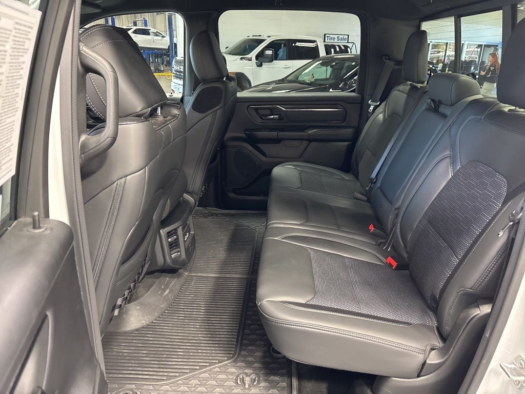 2023 RAM 1500 Big Horn Crew Cab 4x4 5'7' Box