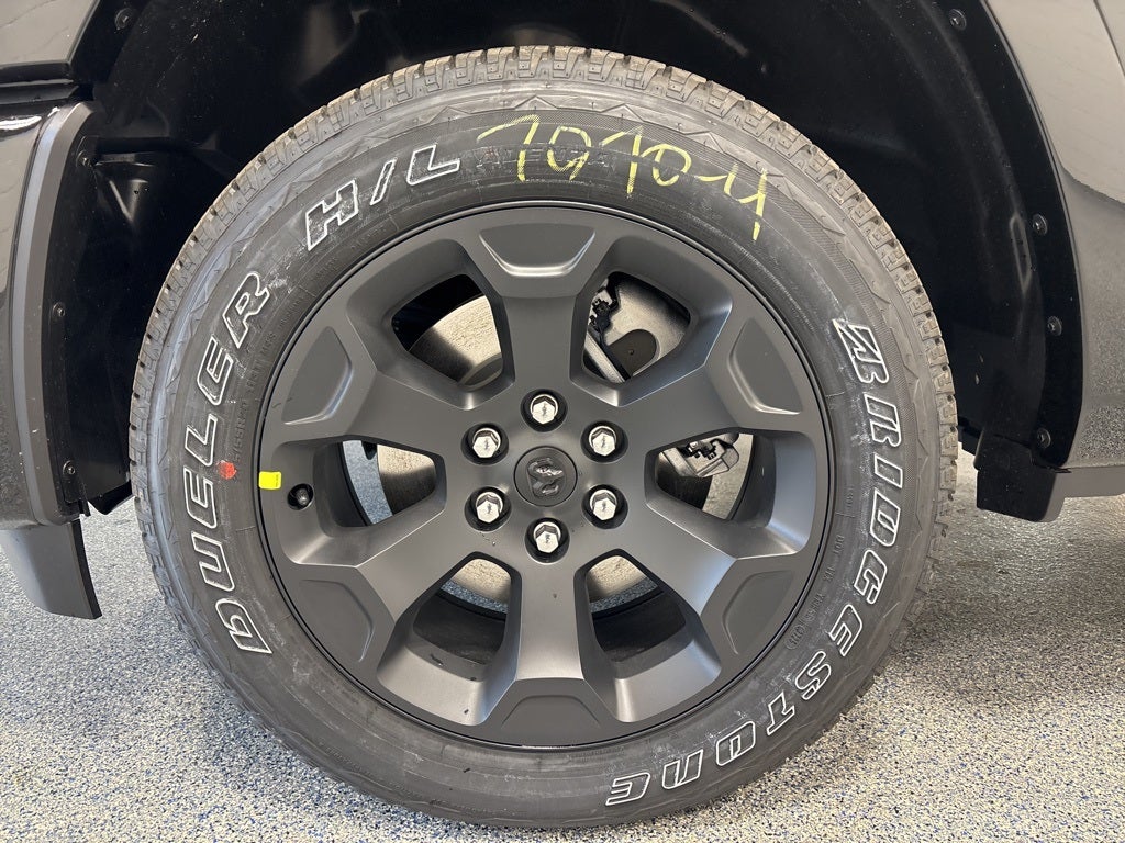 2026 RAM 1500 RAM 1500 BIG HORN CREW CAB 4X4 5'7' BOX