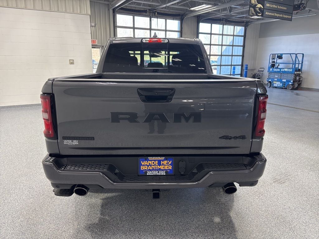 2026 RAM 1500 RAM 1500 BIG HORN CREW CAB 4X4 5'7' BOX