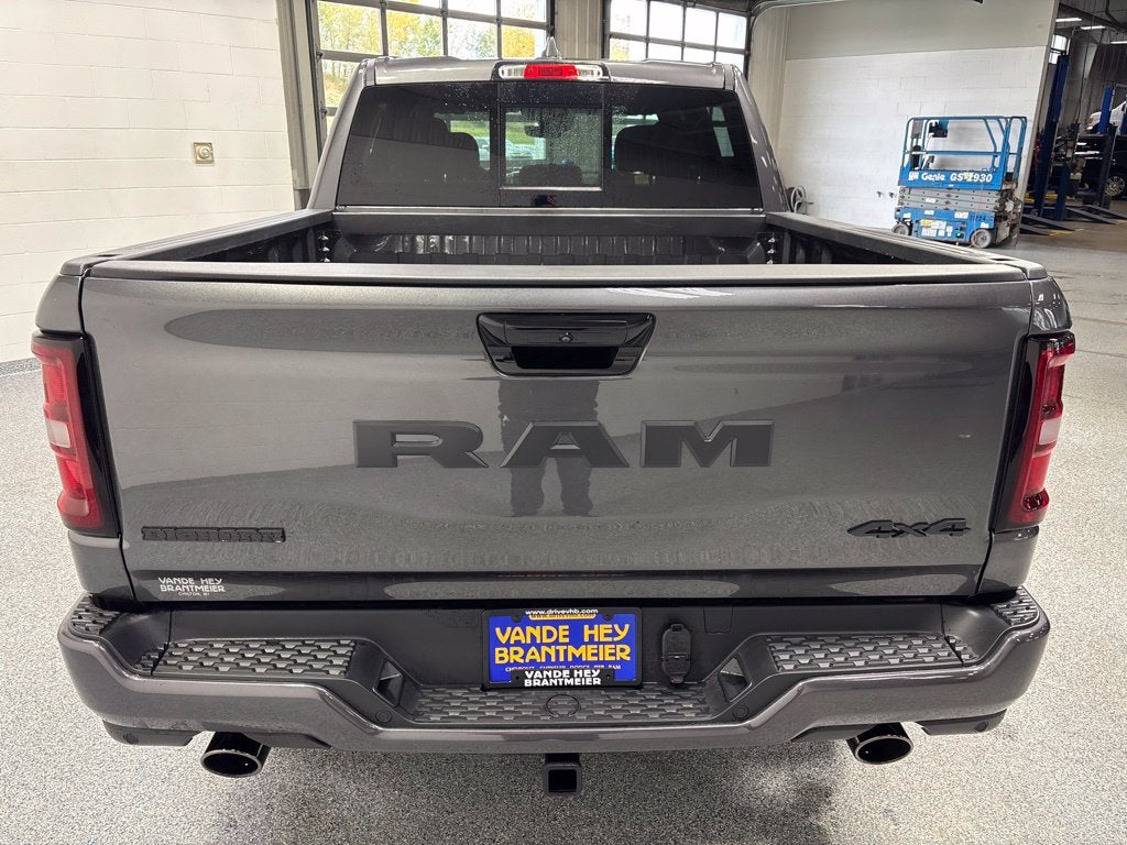 2026 RAM 1500 RAM 1500 BIG HORN CREW CAB 4X4 5'7' BOX