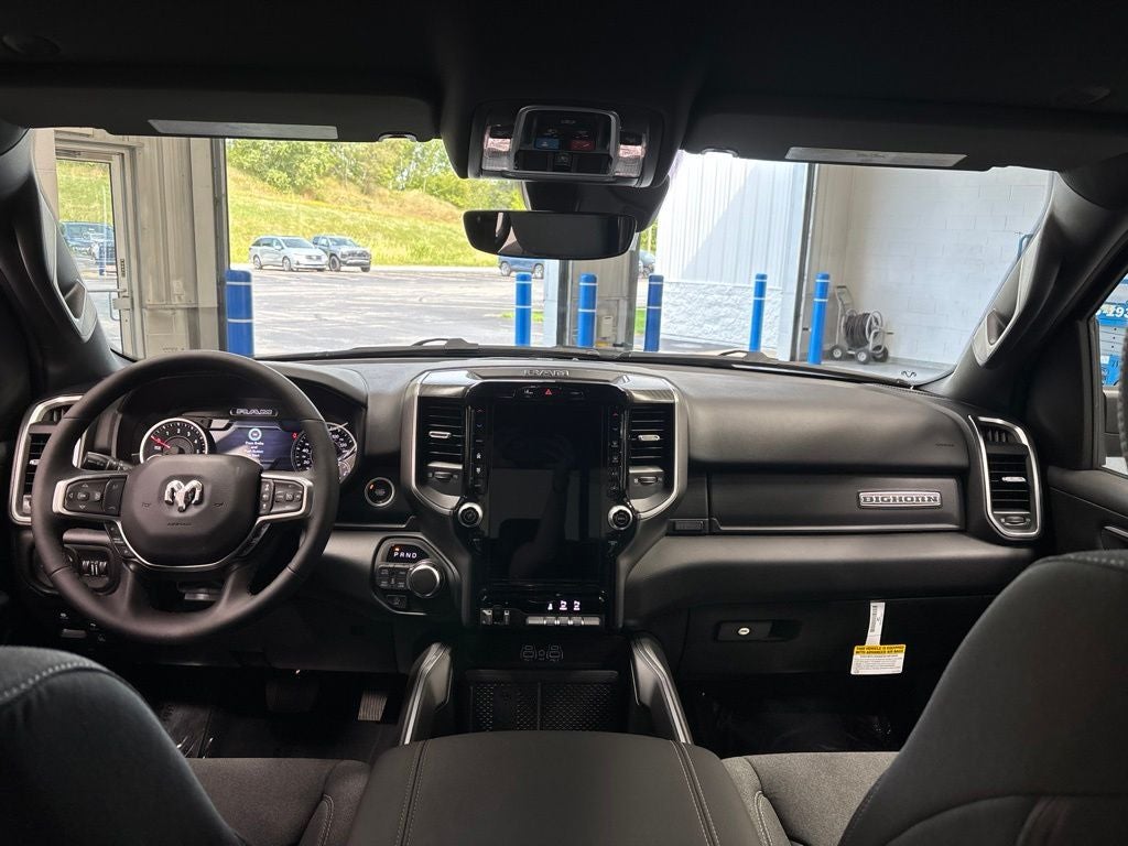 2027 RAM 1500 RAM 1500 BIG HORN CREW CAB 4X4 5'7' BOX