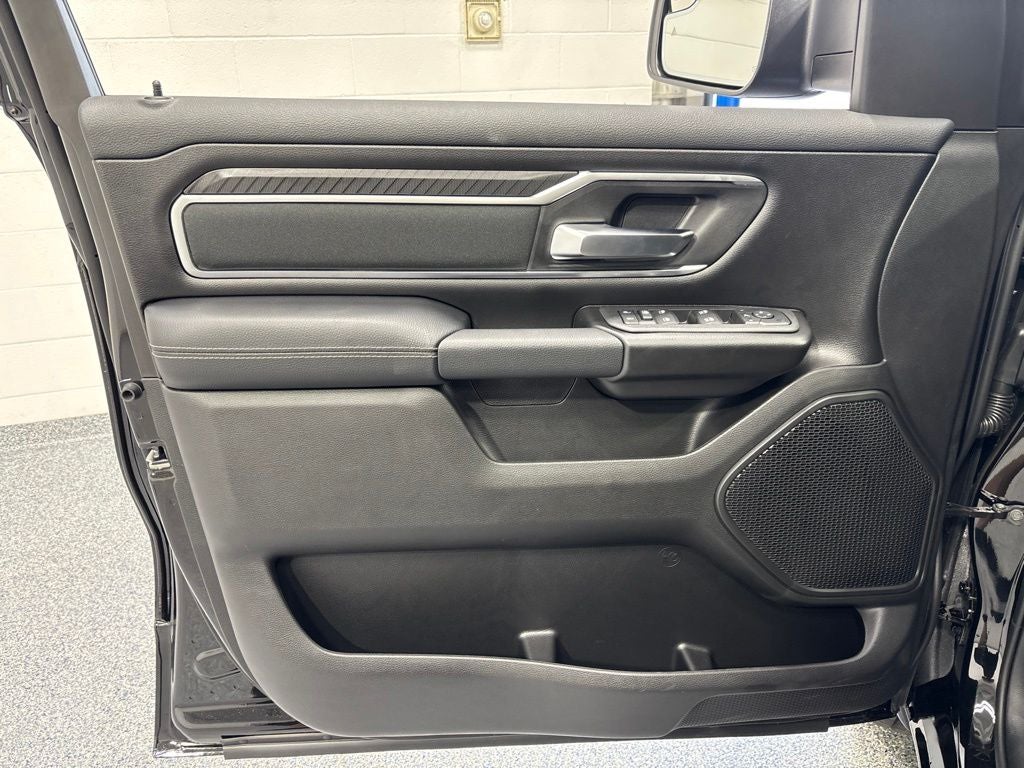 2027 RAM 1500 RAM 1500 BIG HORN CREW CAB 4X4 5'7' BOX