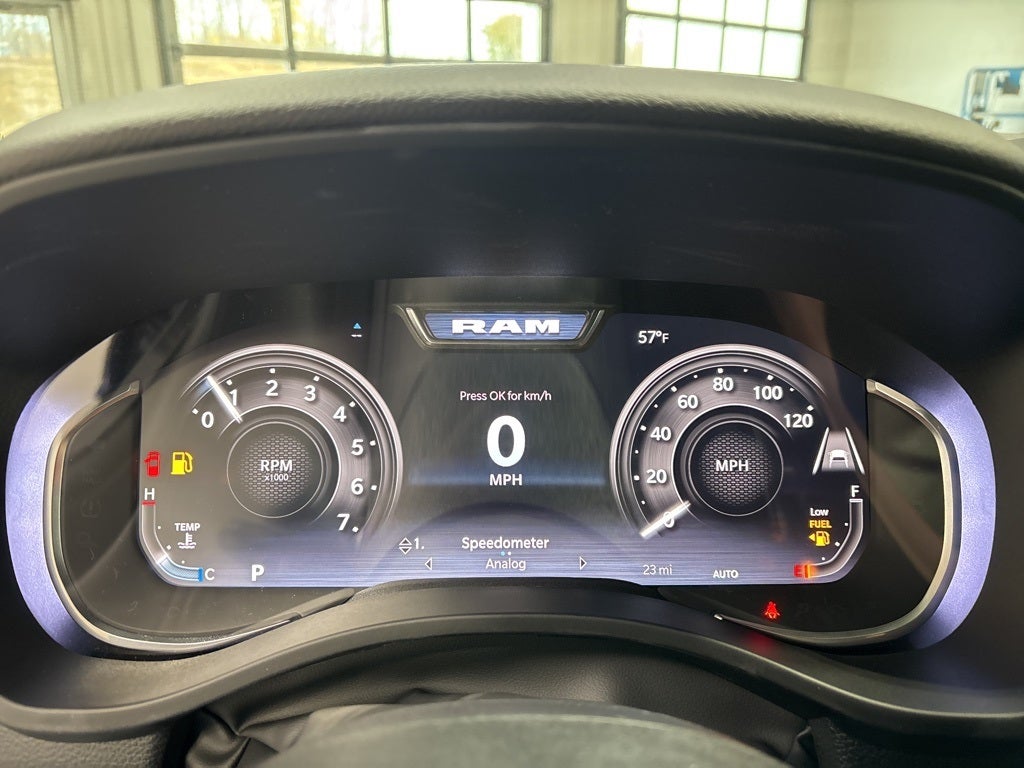 2026 RAM 1500 RAM 1500 BIG HORN CREW CAB 4X4 5'7' BOX