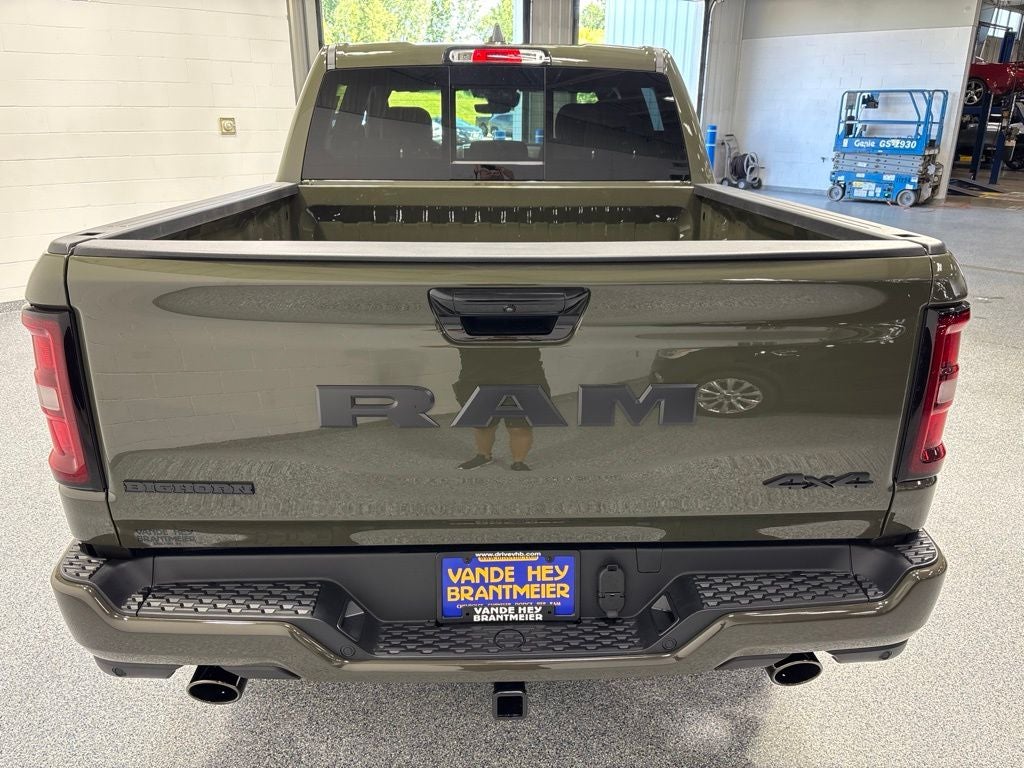 2026 RAM 1500 RAM 1500 BIG HORN CREW CAB 4X4 5'7' BOX