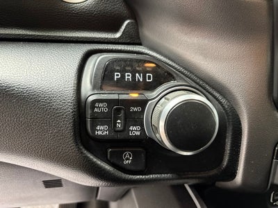 2020 RAM 1500 Big Horn Crew Cab 4x4 5'7' Box
