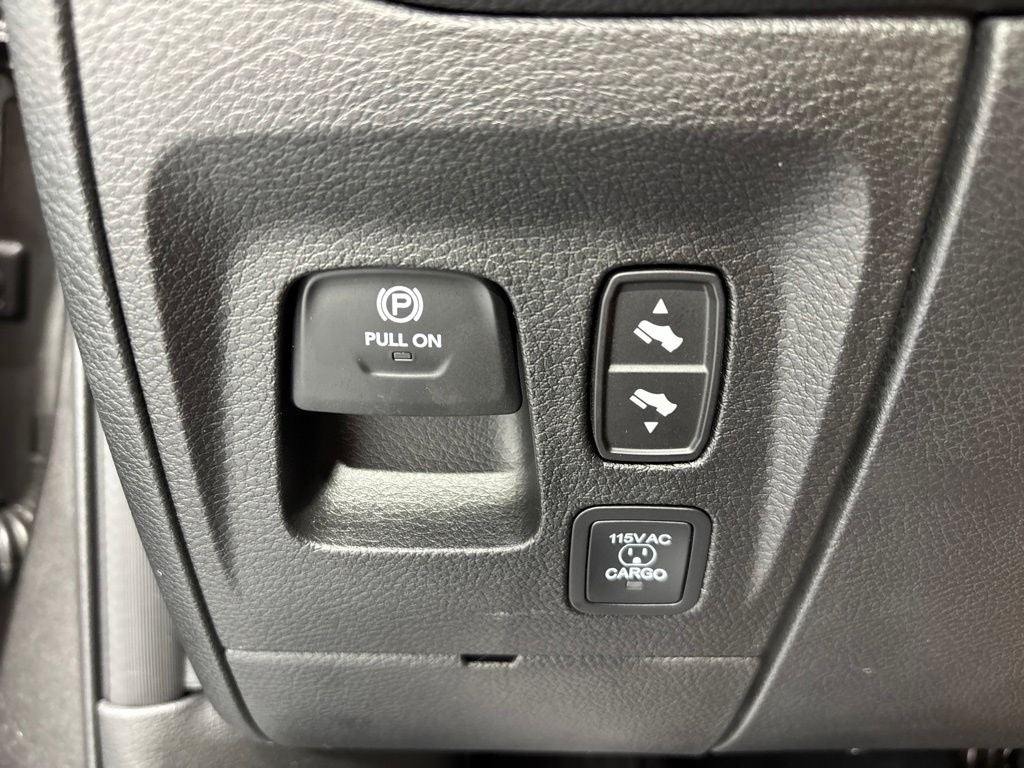 2027 RAM 1500 RAM 1500 BIG HORN CREW CAB 4X4 5'7' BOX