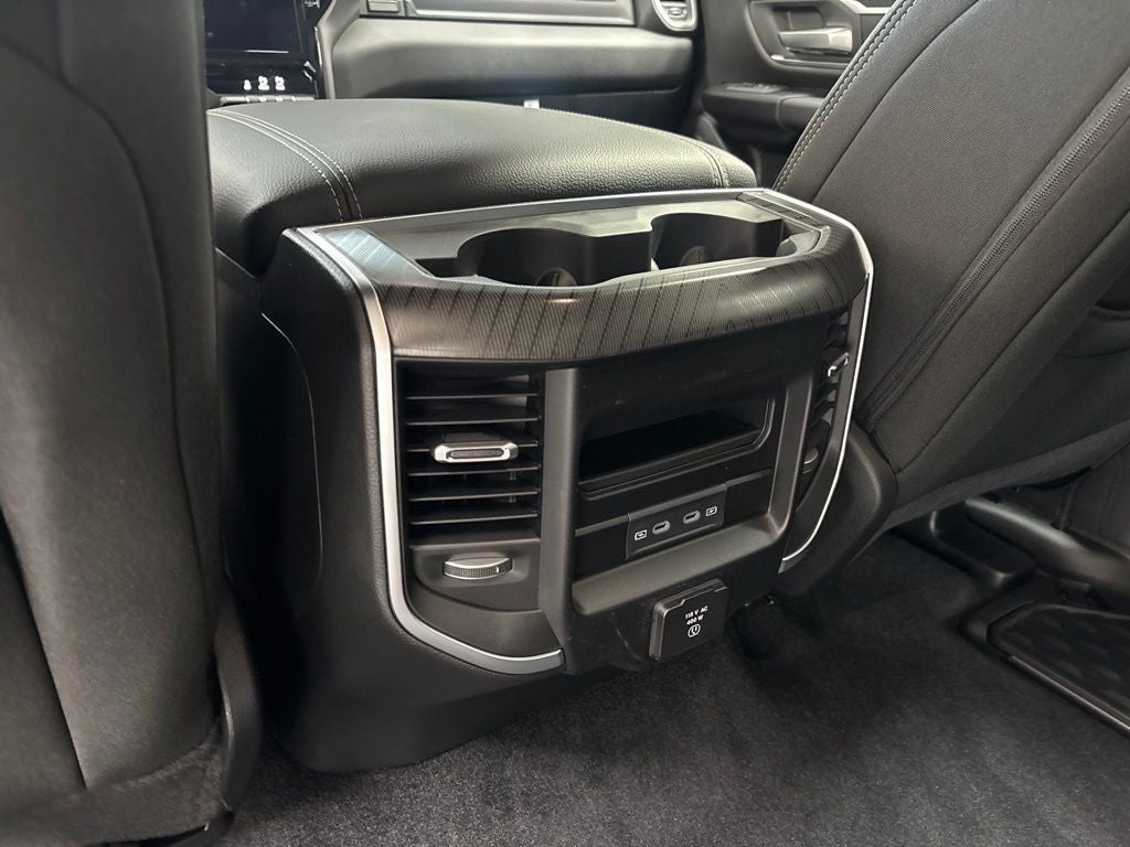 2027 RAM 1500 RAM 1500 BIG HORN CREW CAB 4X4 5'7' BOX