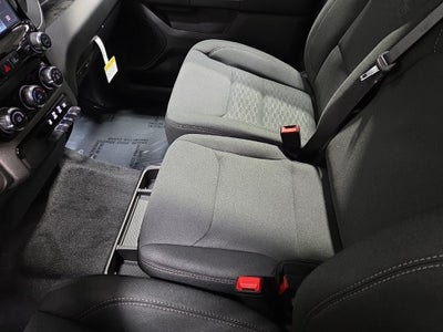 2026 RAM 1500 RAM 1500 WARLOCK CREW CAB 4X4 5'7' BOX