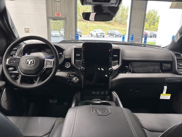 2026 RAM 1500 RAM 1500 LARAMIE CREW CAB 4X4 5'7' BOX