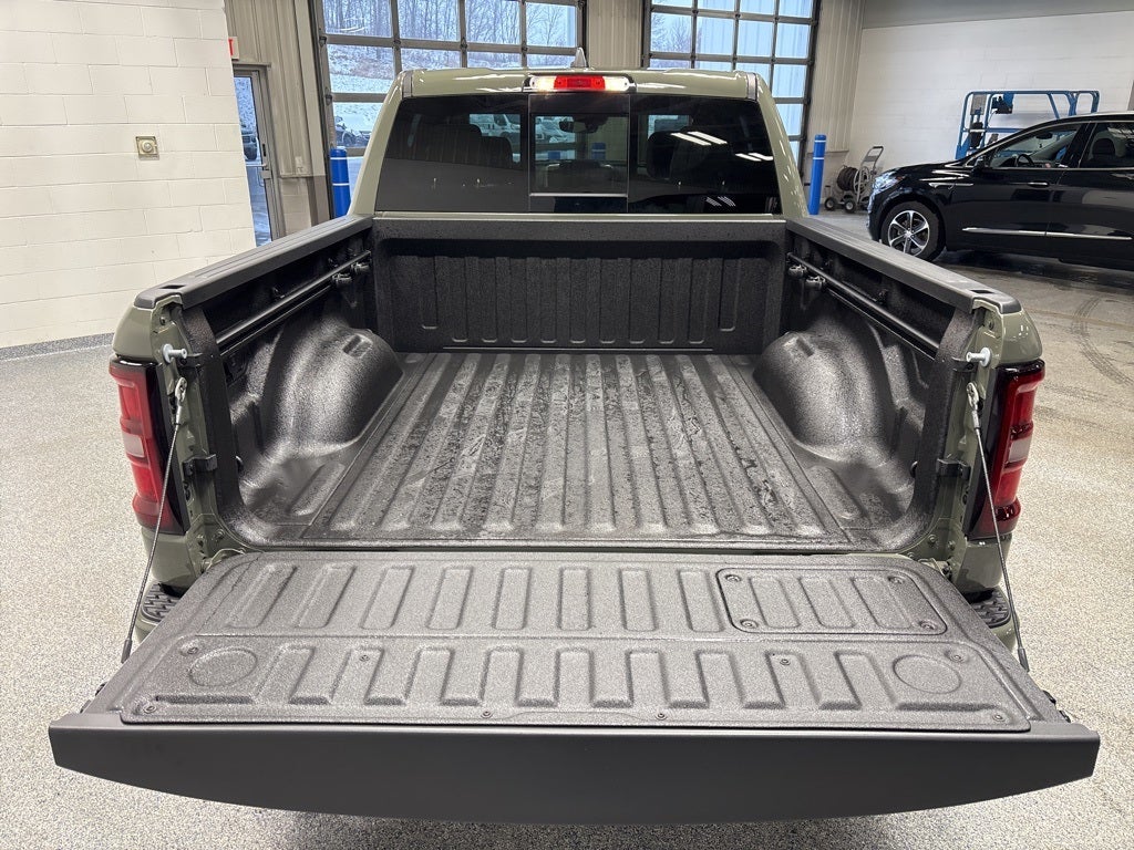 2026 RAM 1500 RAM 1500 LARAMIE CREW CAB 4X4 5'7' BOX