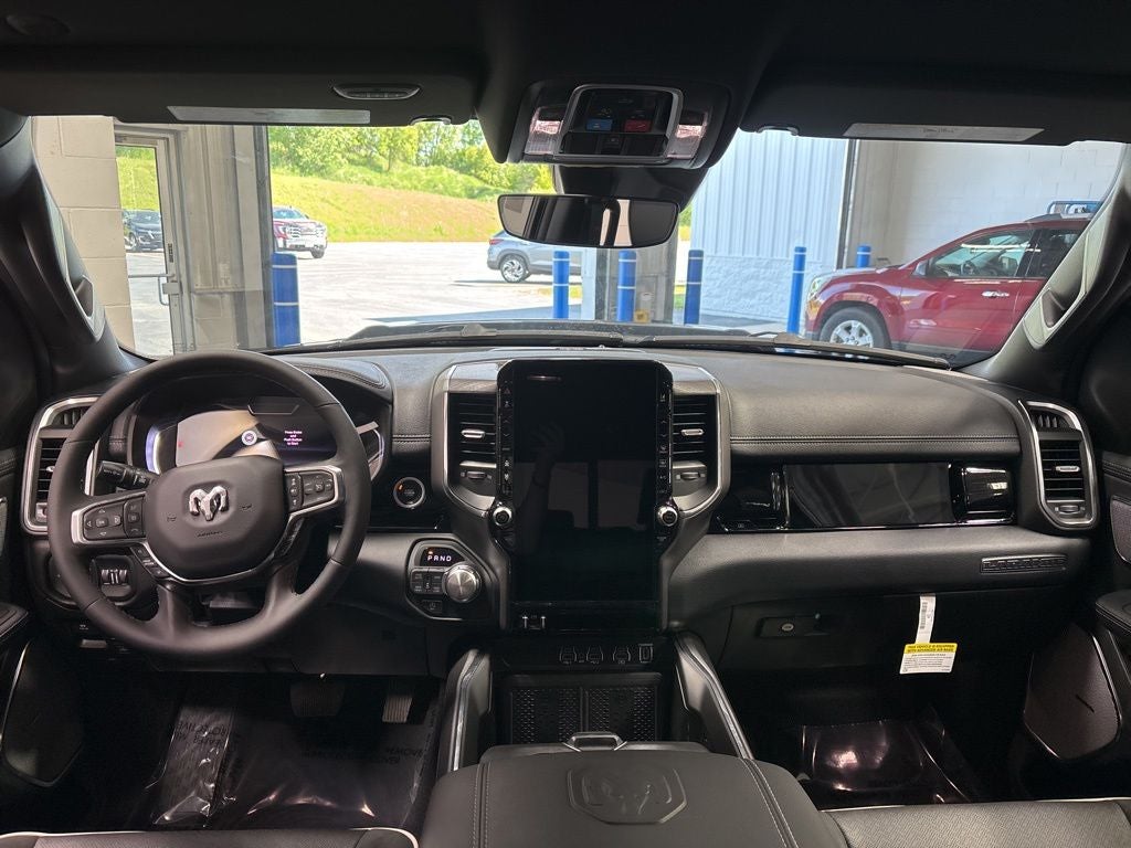 2026 RAM 1500 RAM 1500 LARAMIE CREW CAB 4X4 5'7' BOX