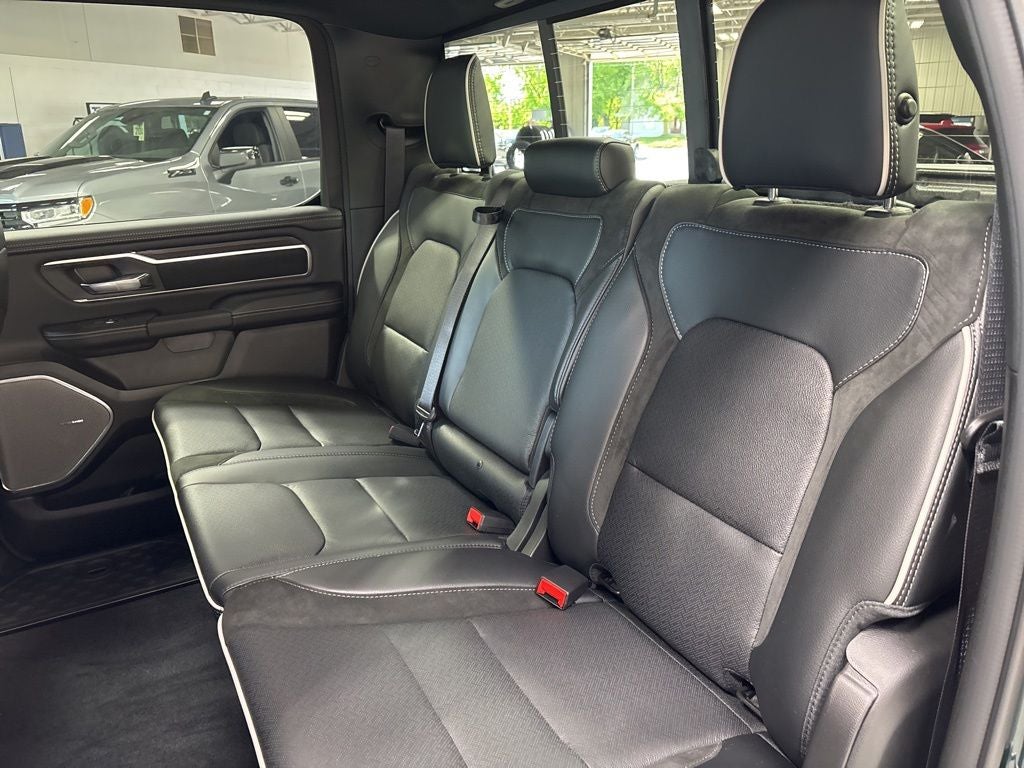 2026 RAM 1500 RAM 1500 LARAMIE CREW CAB 4X4 5'7' BOX