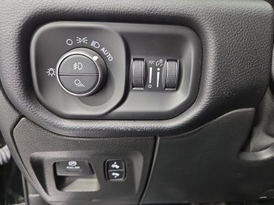 2021 RAM 1500 Laramie Crew Cab 4x4 5'7' Box