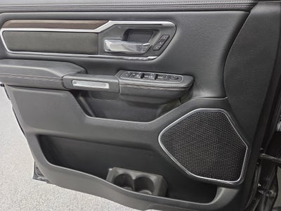 2021 RAM 1500 Laramie Crew Cab 4x4 5'7' Box