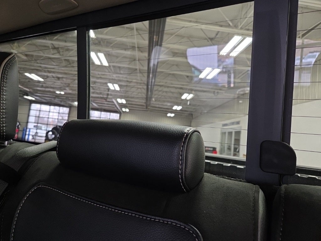 2021 RAM 1500 Laramie Crew Cab 4x4 5'7' Box