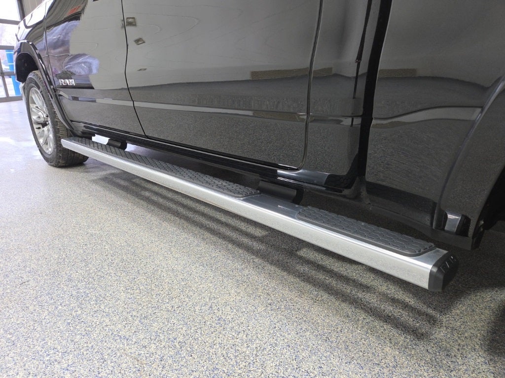 2021 RAM 1500 Laramie Crew Cab 4x4 5'7' Box