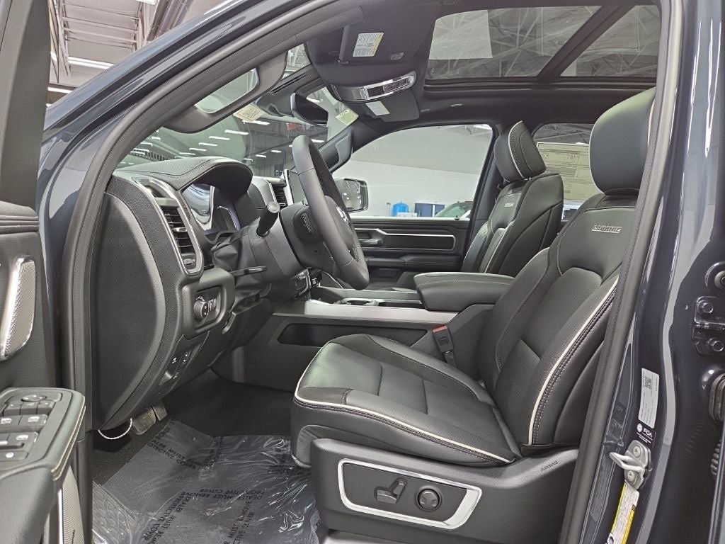 2026 RAM 1500 RAM 1500 LARAMIE CREW CAB 4X4 5'7' BOX