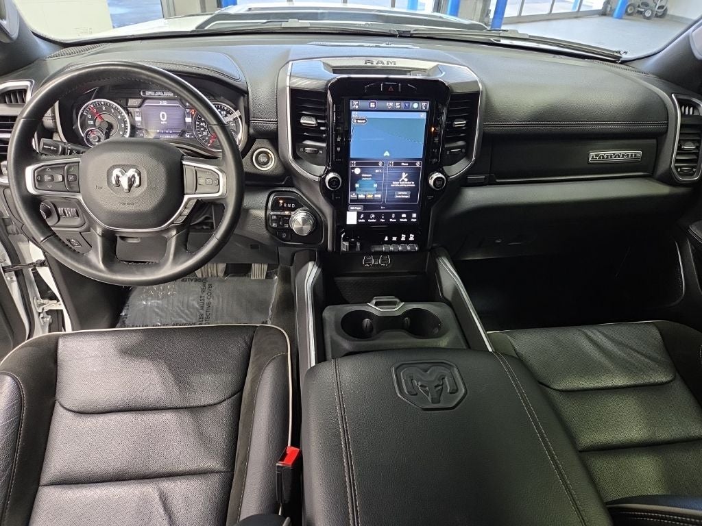 2023 RAM 1500 Laramie Crew Cab 4x4 5'7' Box