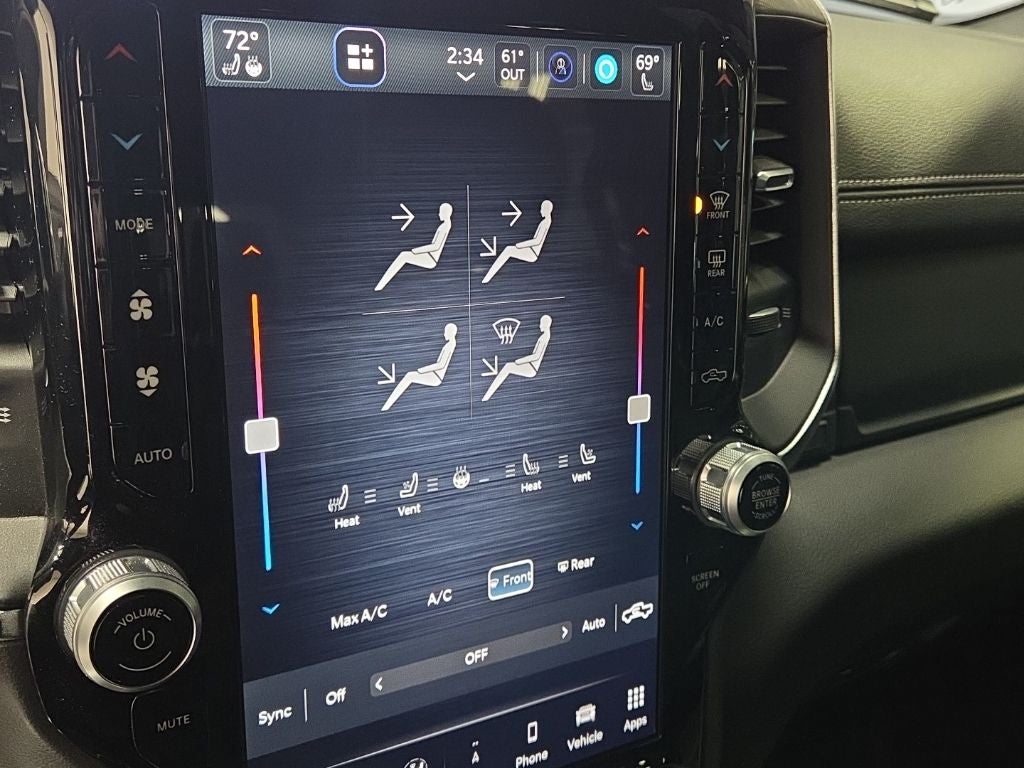 2023 RAM 1500 Laramie Crew Cab 4x4 5'7' Box