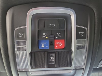 2023 RAM 1500 Laramie Crew Cab 4x4 5'7' Box