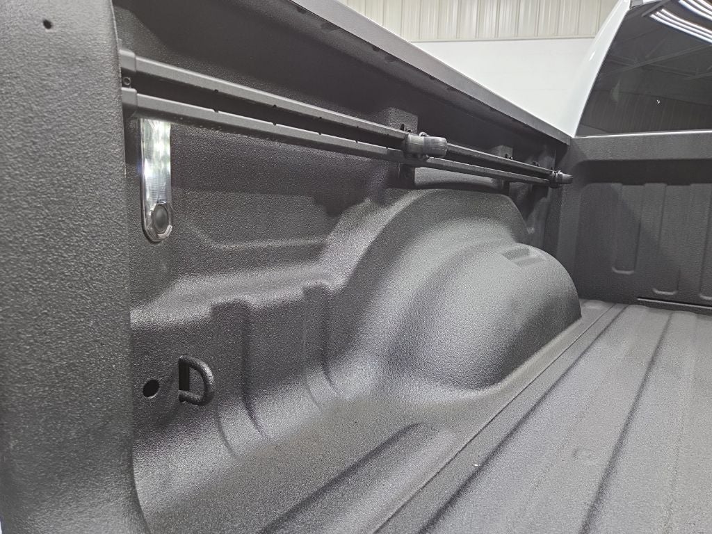 2023 RAM 1500 Laramie Crew Cab 4x4 5'7' Box