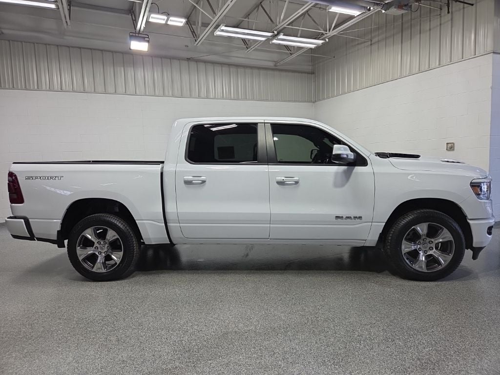 2023 RAM 1500 Laramie Crew Cab 4x4 5'7' Box