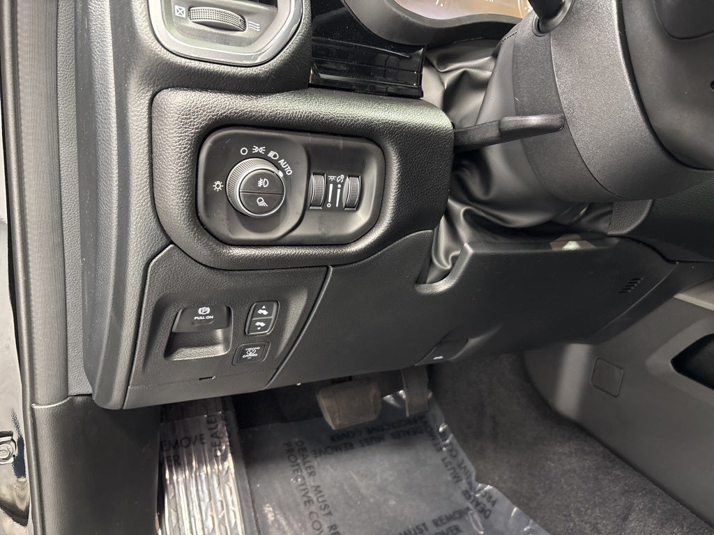 2026 RAM 1500 RAM 1500 LARAMIE CREW CAB 4X4 5'7' BOX