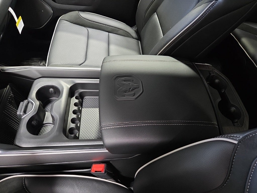 2026 RAM 1500 RAM 1500 LARAMIE CREW CAB 4X4 5'7' BOX