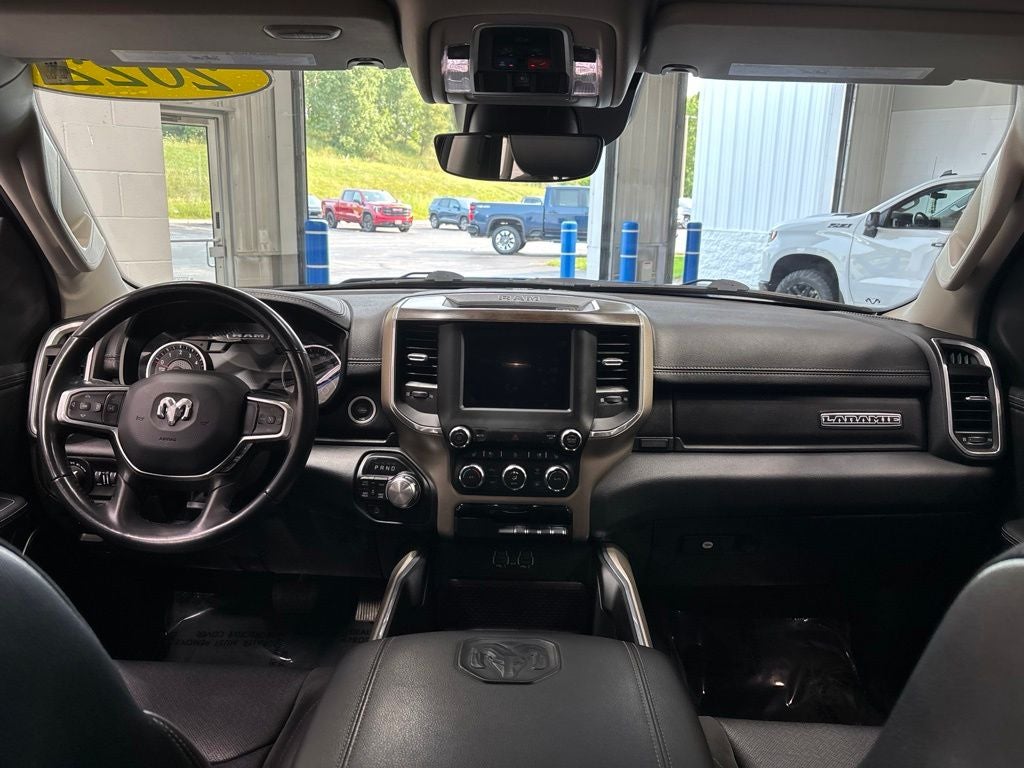 2022 RAM 1500 Laramie Crew Cab 4x4 5'7' Box