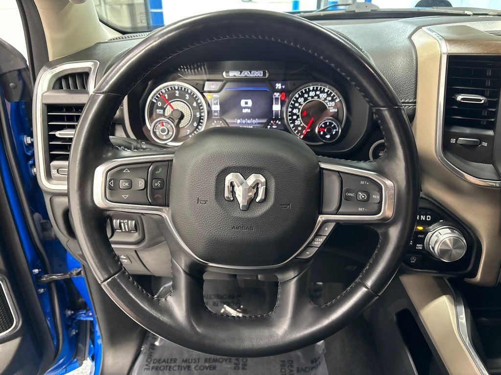 2022 RAM 1500 Laramie Crew Cab 4x4 5'7' Box