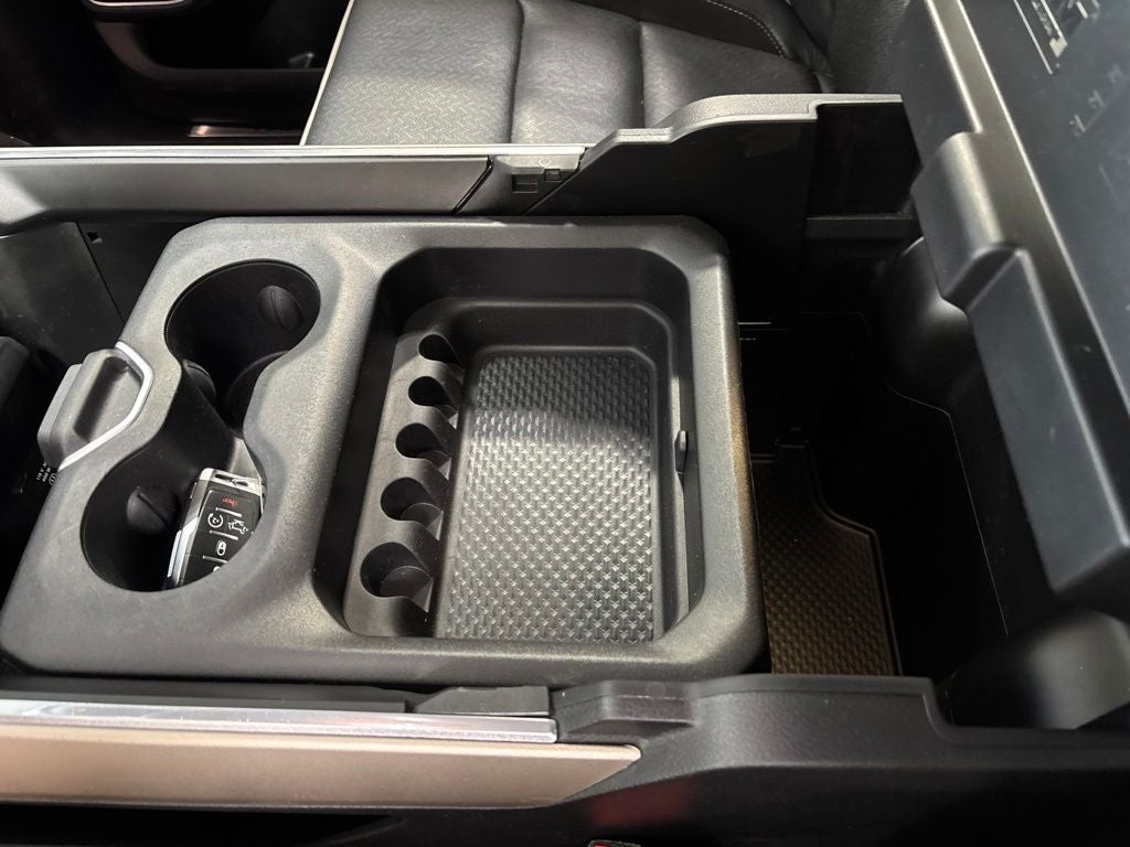 2022 RAM 1500 Laramie Crew Cab 4x4 5'7' Box