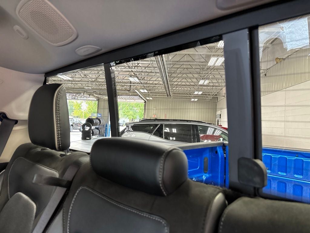 2022 RAM 1500 Laramie Crew Cab 4x4 5'7' Box