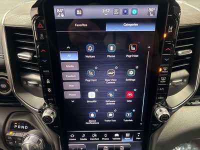 2026 RAM 1500 RAM 1500 LARAMIE CREW CAB 4X4 5'7' BOX